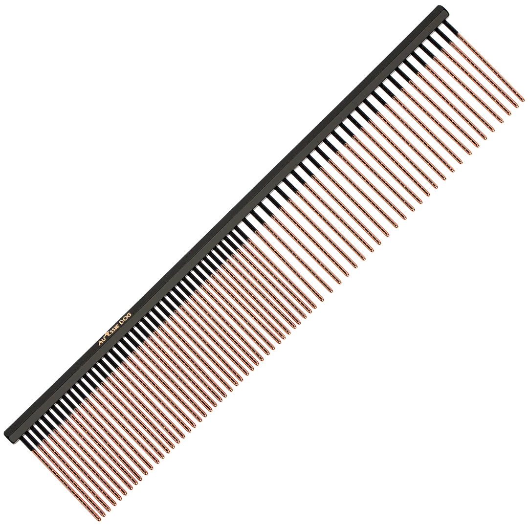 AussieDog7.5_Black_GoldComb01